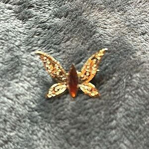 Vintage Gold Filigree Butteefly Brooch